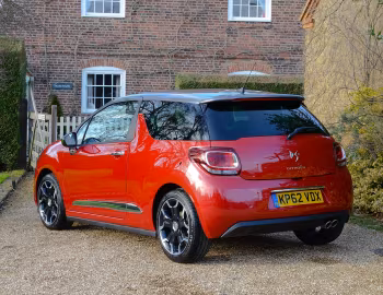 Citroën DS3 [UK-spec] '2010–14
