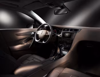 Передня панель DS 5LS '2014–17