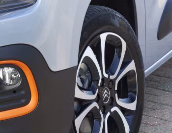 Citroën ë-Berlingo Multispace XTR [UK-spec] '2021–24