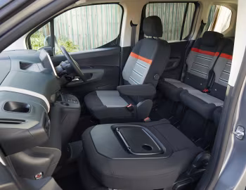 Interior Citroën ë-Berlingo Multispace XTR [UK-spec] '2021–24