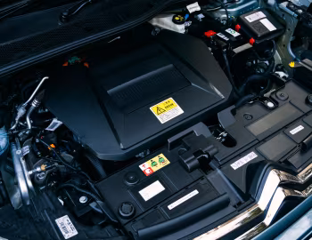 发动机舱 Citroën ë-C4 [Japan] '2021–25
