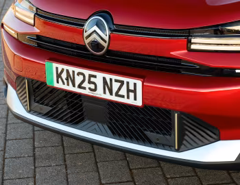 Citroën ë-C4 [UK-spec] '2025–pr.