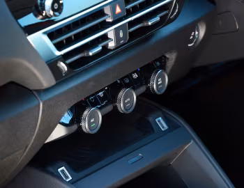 Intérieur Citroën ë-C4 X [UK-spec] '2025–pr.