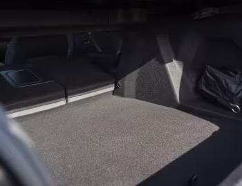 Інтэр'ер Citroën ë-C4 X [Worldwide] '2023–25