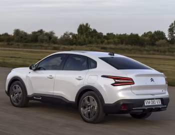 Citroën ë-C4 X [Worldwide] '2023–25