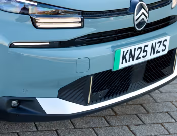 Citroën ë-C4 X [UK-spec] '2025–pr.
