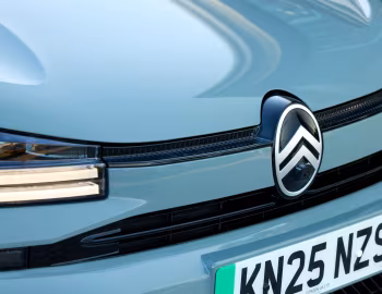 Citroën ë-C4 X [UK-spec] '2025–pr.