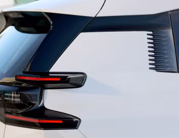 Citroën ë-C5 Aircross [UK-spec] '2025–pr.