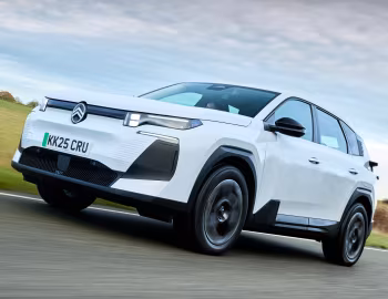 Citroën ë-C5 Aircross [UK-spec] '2025–pr.