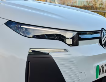 Citroën ë-C5 Aircross [UK-spec] '2025–pr.