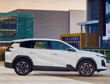 Citroën ë-C5 Aircross [UK-spec] '2025–pr.