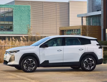 Citroën ë-C5 Aircross [UK-spec] '2025–pr.