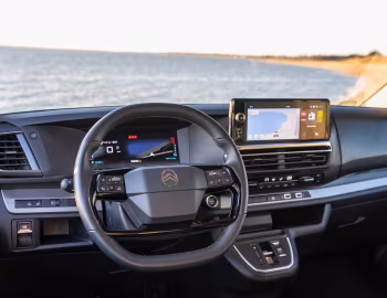 Front Panel Citroën Holidays [EU-spec] '2024–pr.