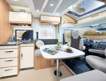 Interior 2020–22 Itineo PM740 '2019–22