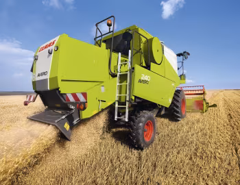 Claas Avero 240 '2009–pr.