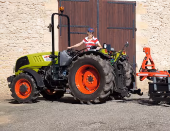 Claas Nexos 240 F '2009–17