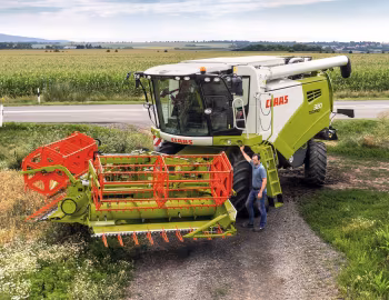 Claas Tucano 320 '2014–pr.
