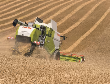 Claas Tucano 440 '2014–pr.