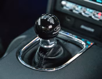 Interior Clive Sutton Ford Mustang CS800 '2017–19