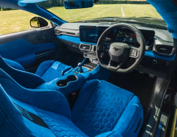 Panel frontal Clive Sutton Ford Mustang CS800 DH '2025–pr.
