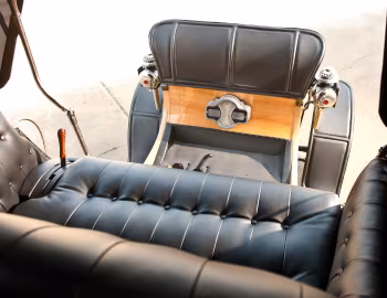 Интерьер Columbia Mark LXX Electric Victoria Phaeton '1908