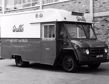 Commer KC