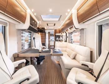 Intérieur 2022–pr. Concorde Charisma '2021–pr.
