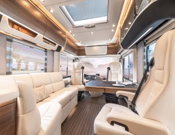 Intérieur 2022–pr. Concorde Charisma '2021–pr.