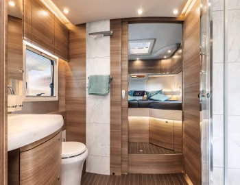 Intérieur 2022–pr. Concorde Charisma '2021–pr.