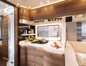 Intérieur 2022–pr. Concorde Charisma '2021–pr.