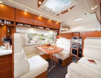 Interior 2012–14 Concorde Cruiser Iveco EuroCargo '2011–14