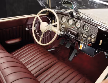 Интерьер 1936 Cord 810 Sportsman (C92-FB)