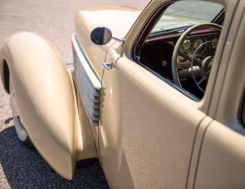 1937 Cord 812 Beverly Sedan Bustleback (C96-FB)