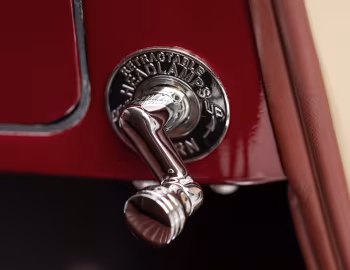 Интерьер 1937 Cord 812 Convertible Phaeton Sedan (C91-FB)