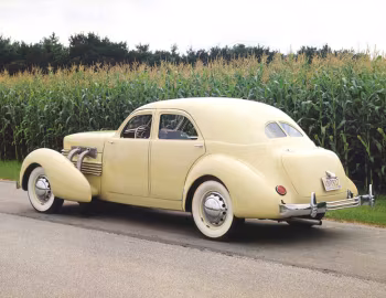 1937 Cord 812 Supercharged Beverly Sedan Bustlback (C96-FС)
