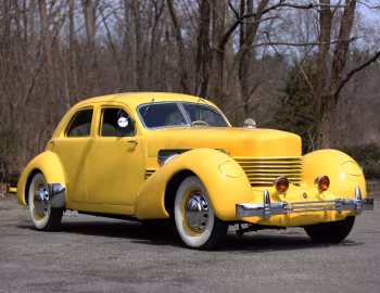 1937 Cord 812 Supercharged Beverly Sedan Bustlback (C96-FС)