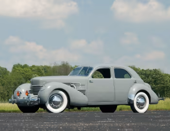 1937 Cord 812 Supercharged Beverly Sedan Bustlback (C96-FС)