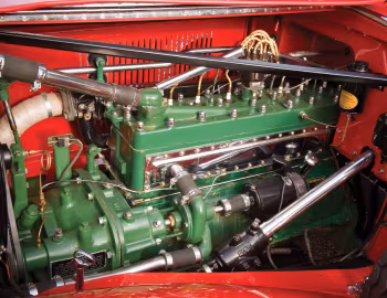 Под капотом 1930 Cord L-29 Convertible