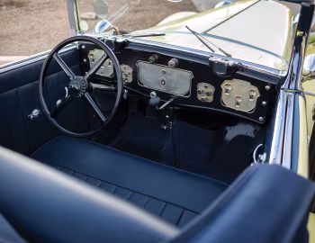 Panneau avant 1932 Cord L-29 Convertible