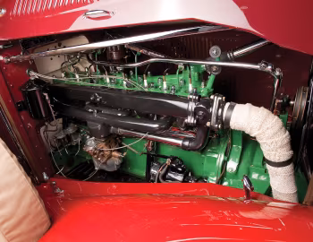 Под капотом 1930 Cord L-29 Phaeton Sedan