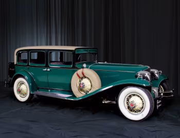 1930–32 Cord L-29 Sedan