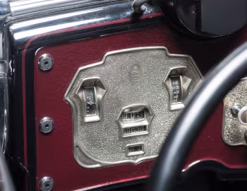 Комбинация приборов 1931 Cord L-29 Convertible