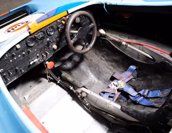 Интерьер Mirage GR8 Restoration