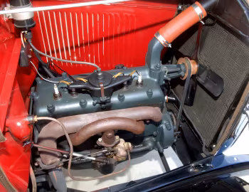 Bajo el capó 1929 Ford Model AA Popcorn Truck by Cretors