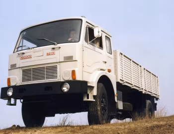 Csepel D750 грузовик с бортовой платформой '1984–88