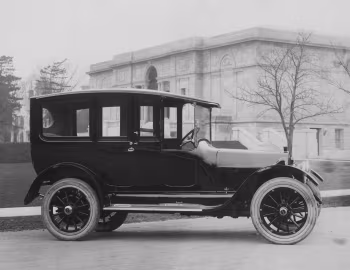 1913 Cunningham Model M Berline Limousine (952)