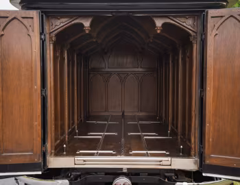 Coffre 1929 Cunningham Model V-8 Cathedral Funeral Car (V5534)