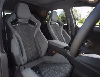 Интерьер Cupra Born VZ [UK-spec] '2026