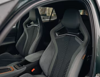 Интерьер Cupra Born VZ [UK-spec] '2024–26