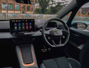 Торпедо Cupra Born VZ [UK-spec] '2024–26